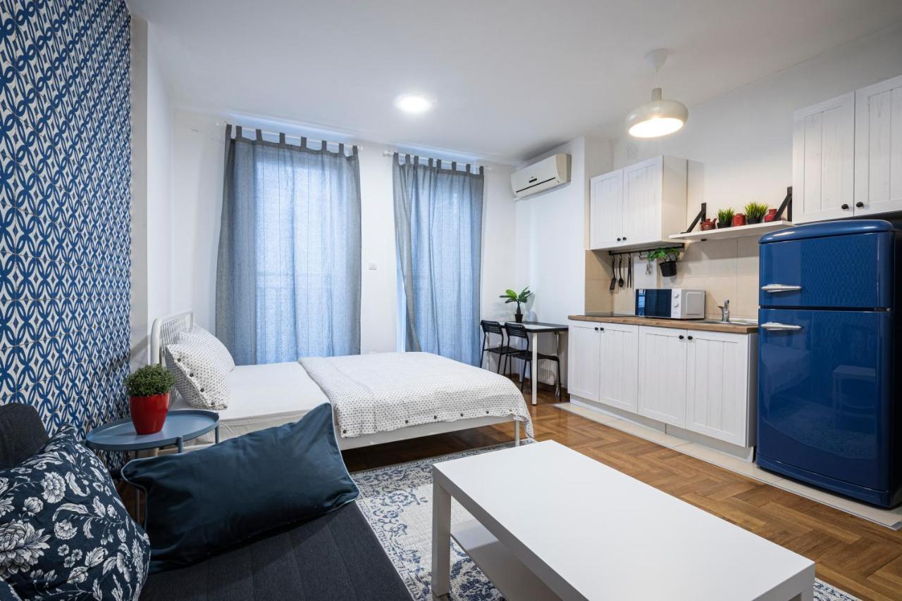 !Promo! Сentral Safe N Sound Studio-Free Private Parking-Fast Wi-Fi Apartment Novi Sad Exterior photo